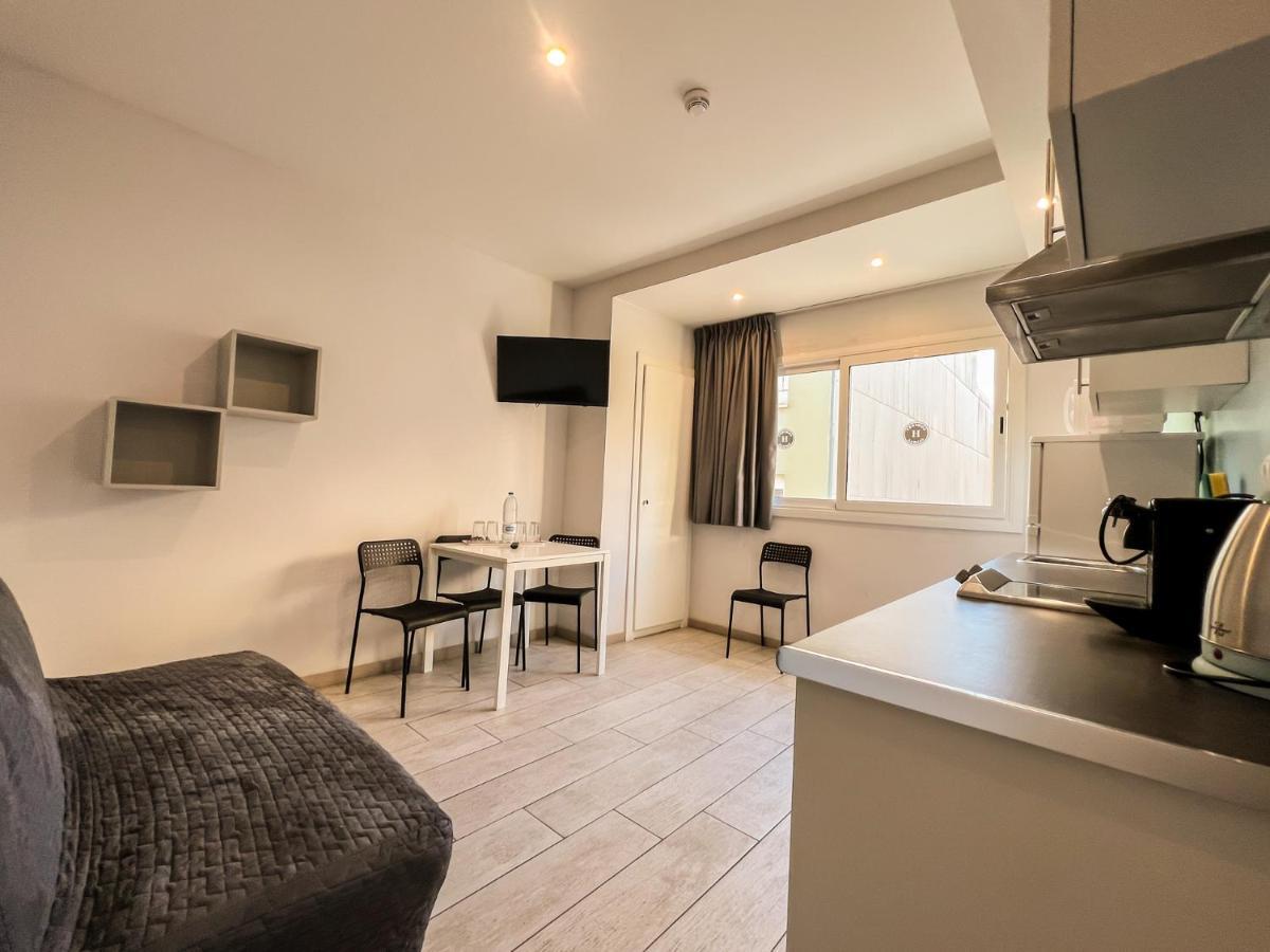 Apartamentos Comfort กาเลญา ภายนอก รูปภาพ