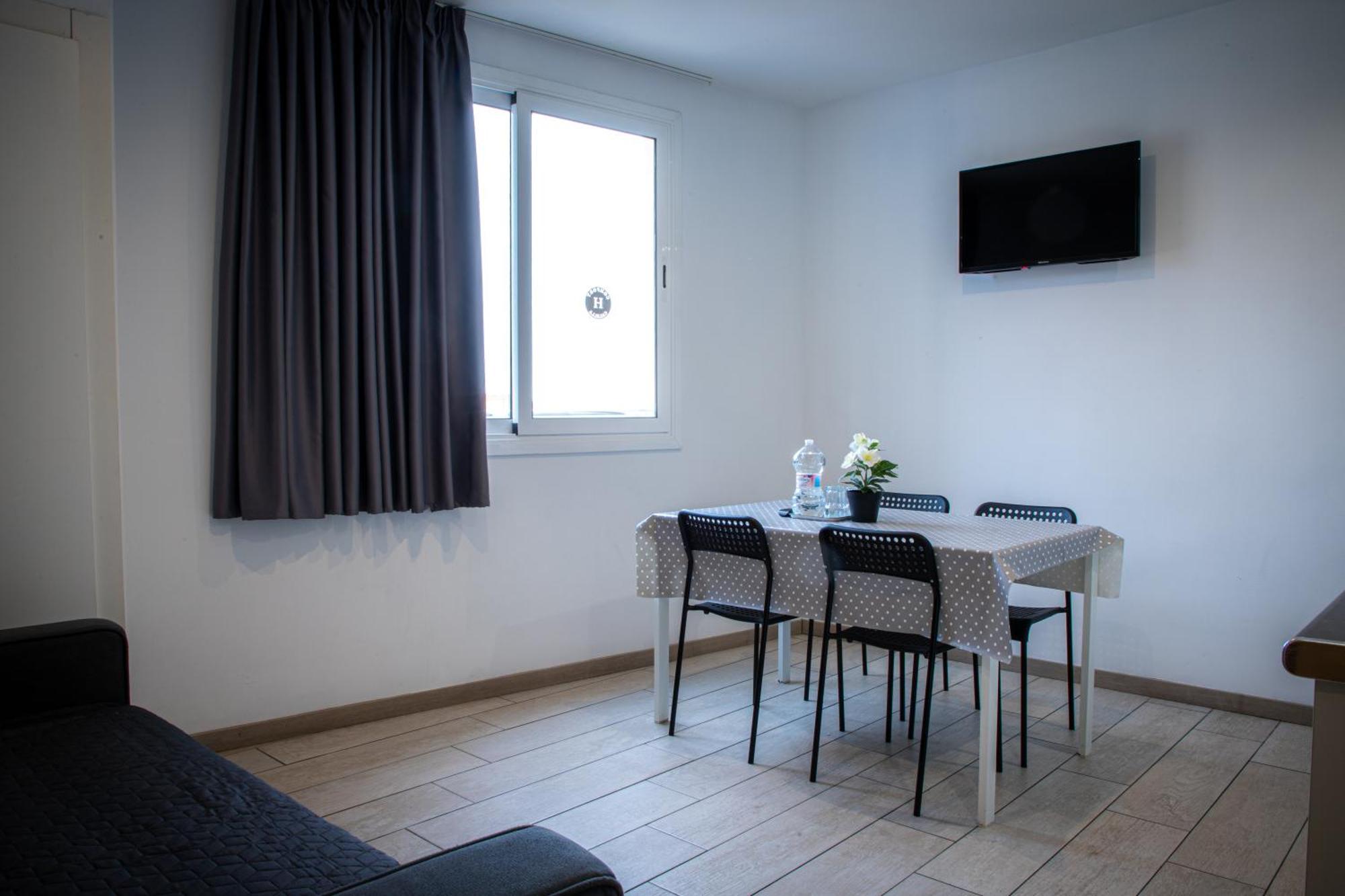 Apartamentos Comfort กาเลญา ภายนอก รูปภาพ